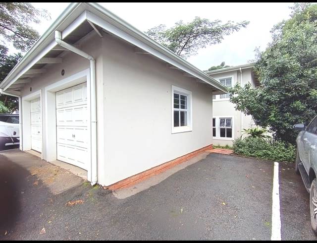 3 BEDROOM APARTMENT FOR SALE IN SHORTENS COUNTRY ESTATE